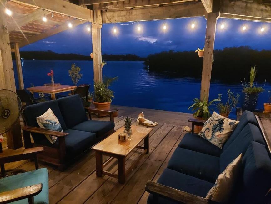 The Sunsetter Bed & Breakfast Bocas del Toro Exterior foto